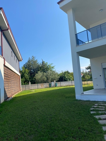 فلل في منطقة دوشميالتي - أنطاليا