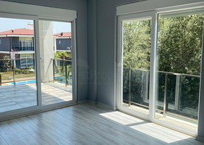 فلل في منطقة دوشميالتي - أنطاليا