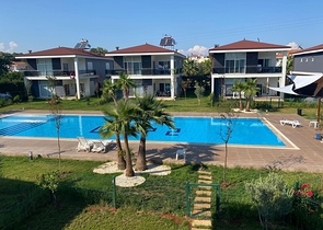 فلل في منطقة دوشميالتي - أنطاليا