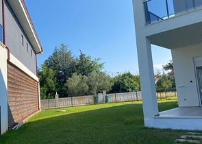 فلل في منطقة دوشميالتي - أنطاليا