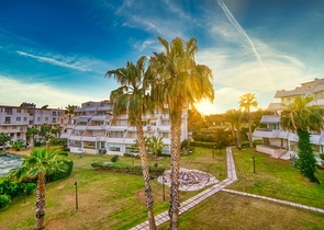 شقة 2 + 1 في مجمع ذو موقع فريد