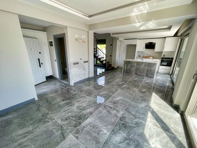 فيلا في بيليك - انطاليا