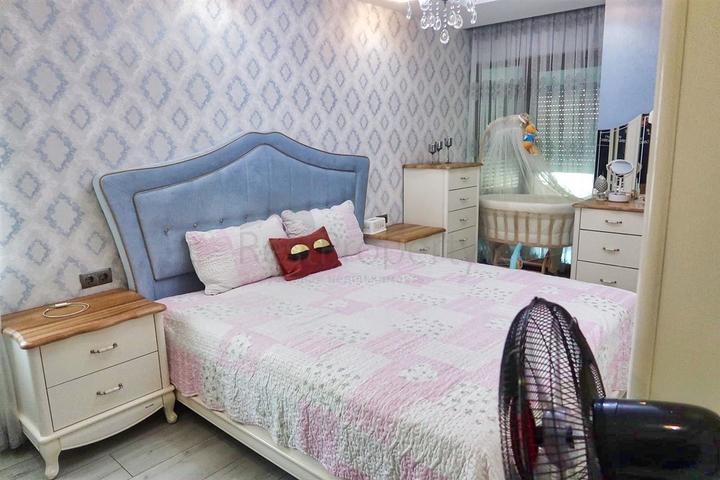 شقة 4 + 1 في منطقة كونيالتي - انطاليا