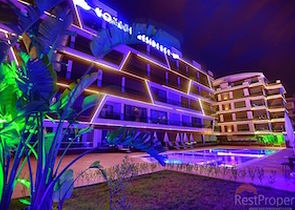 شقة 4 + 1 في منطقة كونيالتي - انطاليا