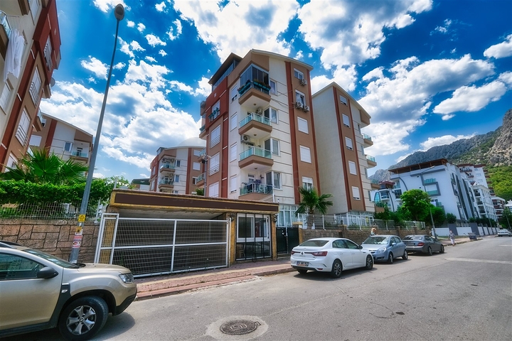 شقة 2 + 1 في منطقة كونيالتي - انطاليا