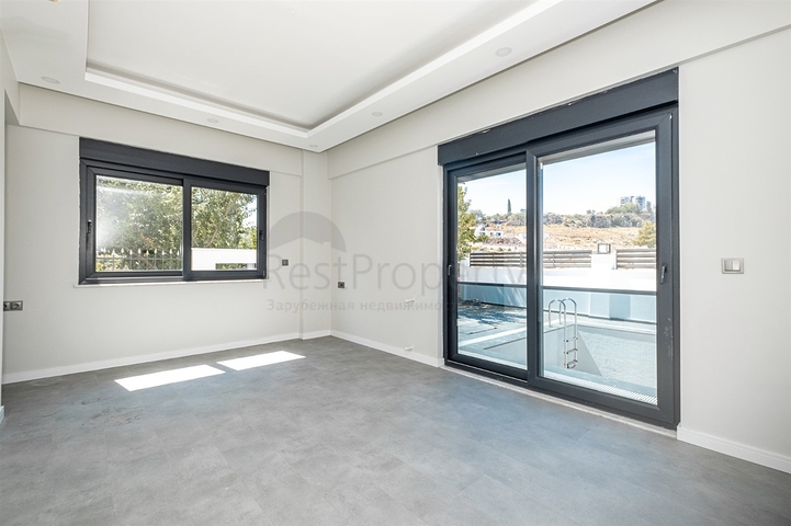 فيلا 4 + 1 في لارا - انطاليا