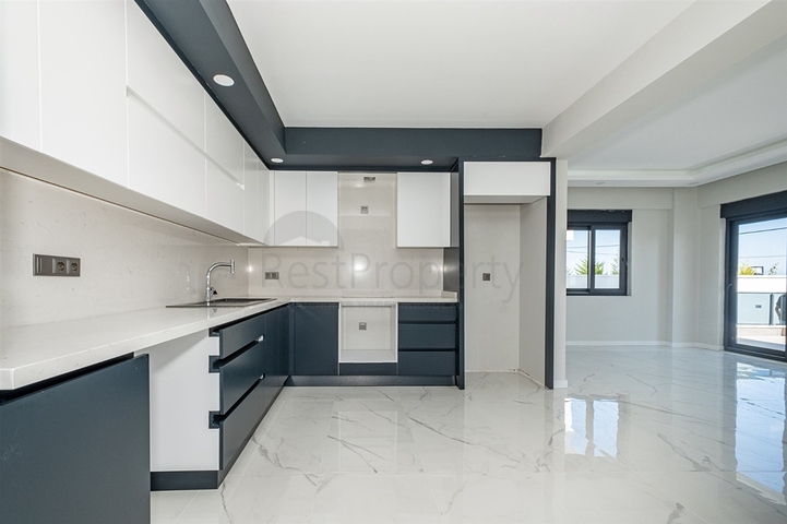 فيلا 4 + 1 في لارا - انطاليا