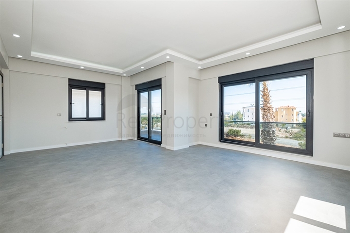 فيلا 4 + 1 في لارا - انطاليا