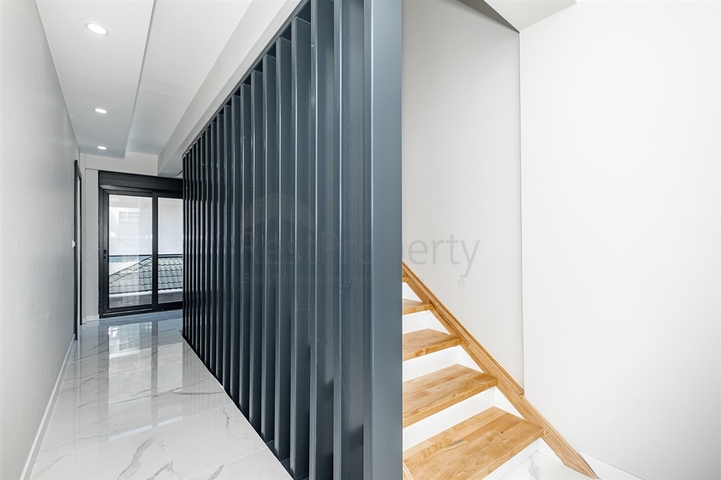 فيلا 4 + 1 في لارا - انطاليا