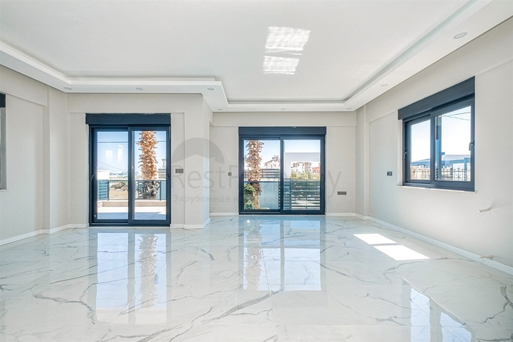 فيلا 4 + 1 في لارا - انطاليا