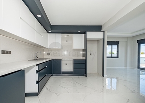 فيلا 4 + 1 في لارا - انطاليا