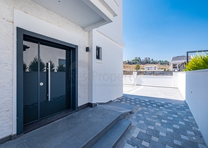 فيلا 4 + 1 في لارا - انطاليا