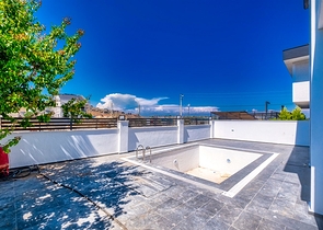 فيلا 4 + 1 في لارا - انطاليا