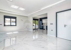 فيلا 4 + 1 في لارا - انطاليا