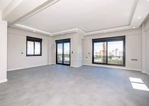 فيلا 4 + 1 في لارا - انطاليا