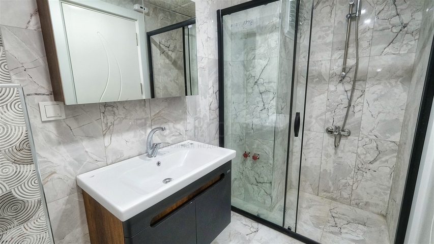 شقق 2 + 1،3 + 1 في منطقة مراد باشا - أنطاليا