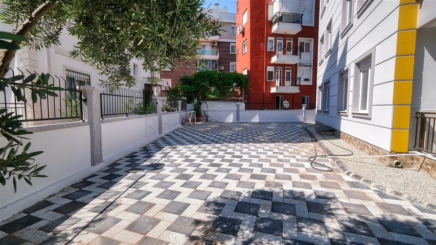 شقق 2 + 1،3 + 1 في منطقة مراد باشا - أنطاليا