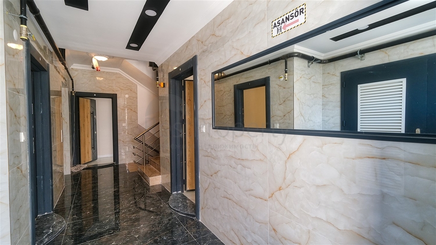 شقق 2 + 1،3 + 1 في منطقة مراد باشا - أنطاليا