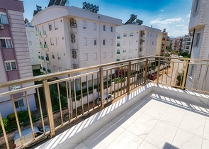 شقق 2 + 1،3 + 1 في منطقة مراد باشا - أنطاليا