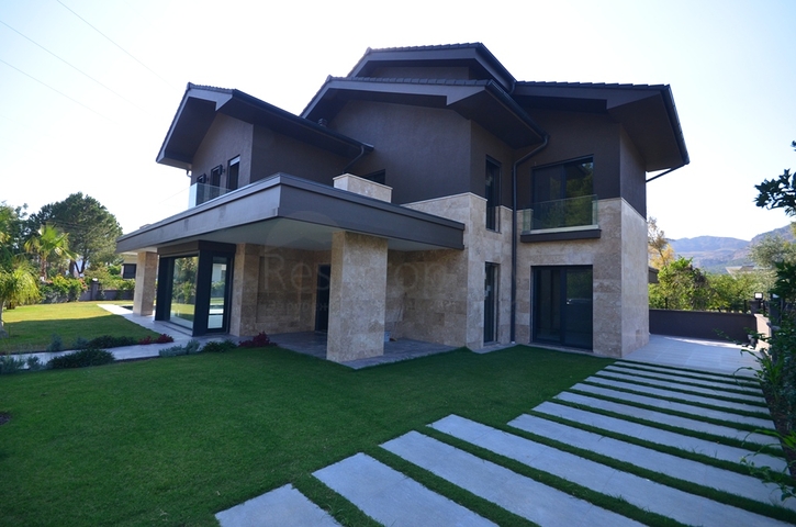 فيلا في منطقة فتحية