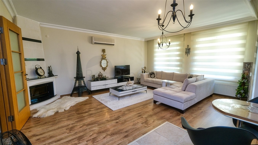 شقة 2 + 1 في منطقة تشاغليان - أنطاليا