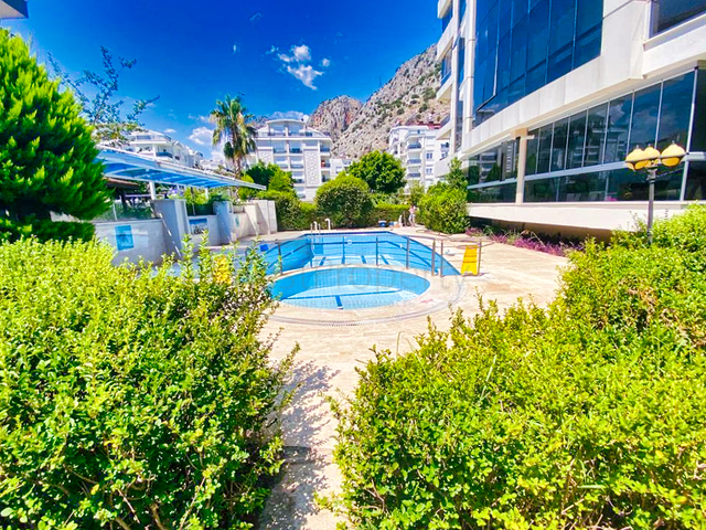 شقة 2 + 1 في منطقة كونيالتي - انطاليا