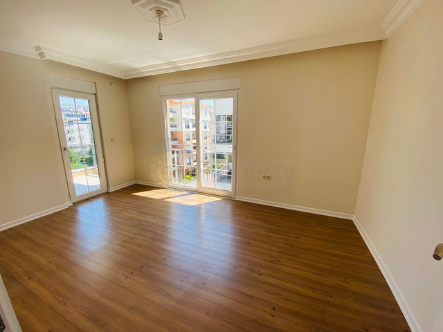 شقة 2 + 1 في منطقة كونيالتي - انطاليا