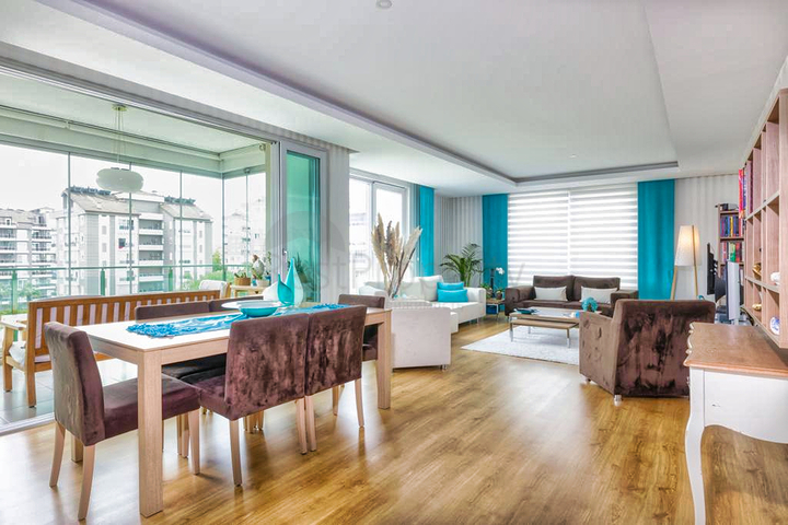 شقة 3 + 1 في لارا - انطاليا