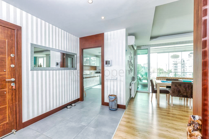 شقة 3 + 1 في لارا - انطاليا