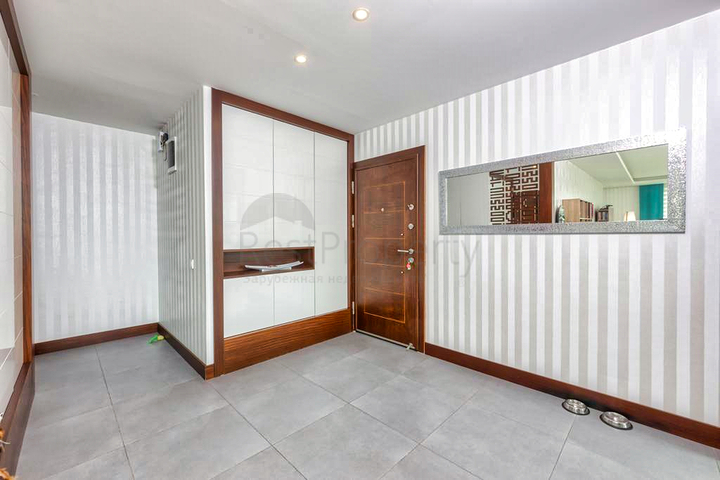 شقة 3 + 1 في لارا - انطاليا