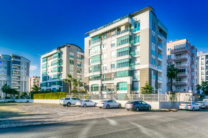 شقة 3 + 1 في لارا - انطاليا