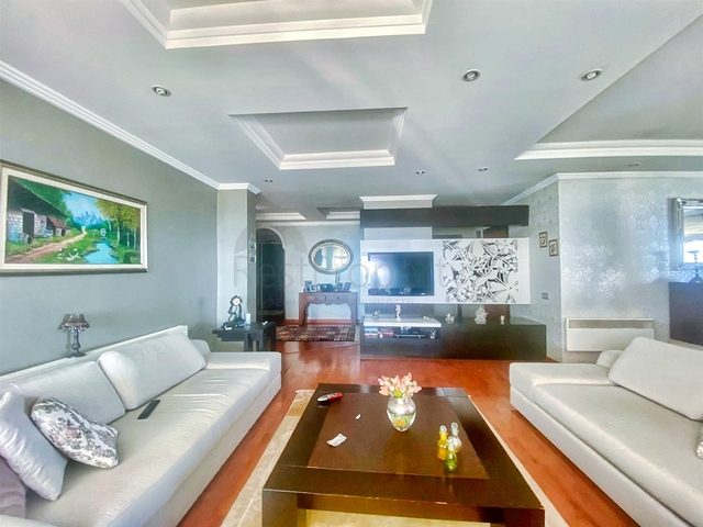 شقة 3 + 1 في مجمع مطل على البحر في لارا - أنطاليا