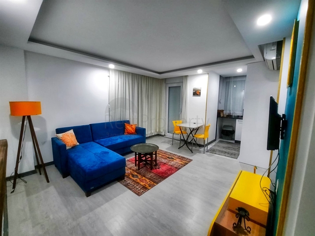 شقة 2 + 1 في وسط أنطاليا