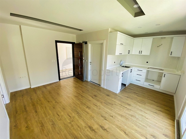 شقق في منطقة لارا - أنطاليا