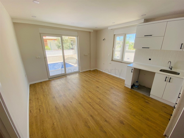 شقق في منطقة لارا - أنطاليا