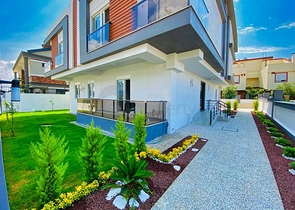 شقق في منطقة لارا - أنطاليا