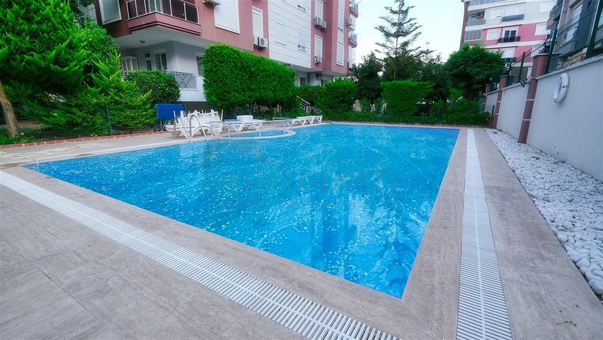 شقة 4 + 1 في منطقة كونيالتي - انطاليا