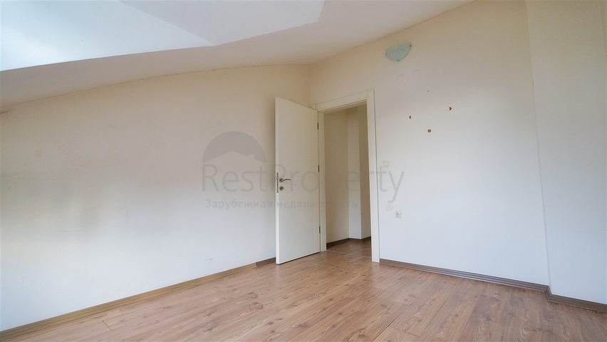 شقة 4 + 1 في منطقة كونيالتي - انطاليا