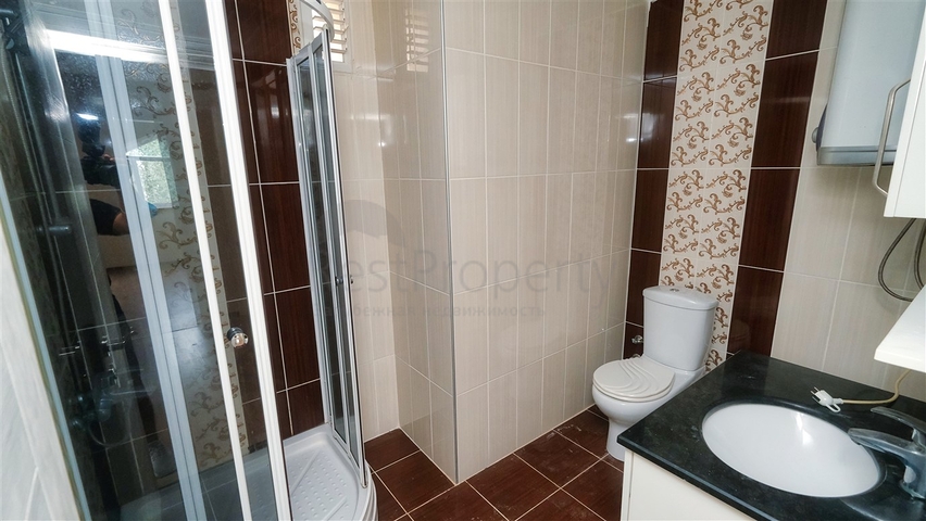 شقة 4 + 1 في منطقة كونيالتي - انطاليا