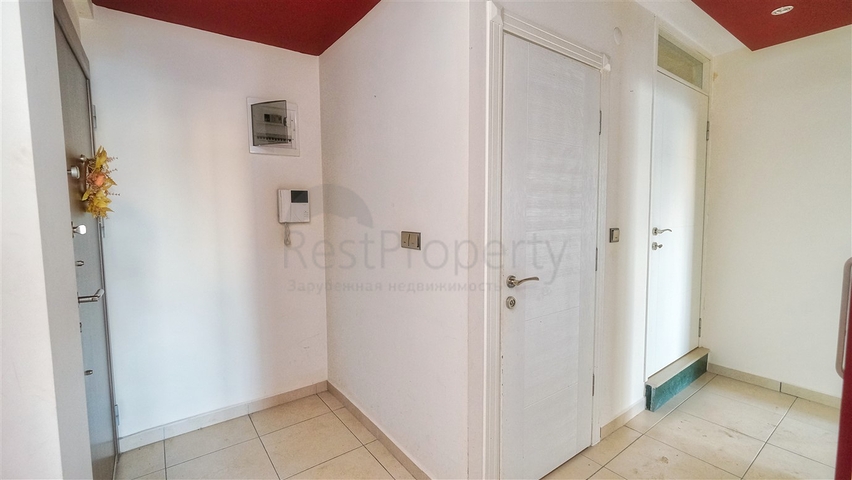 شقة 4 + 1 في منطقة كونيالتي - انطاليا