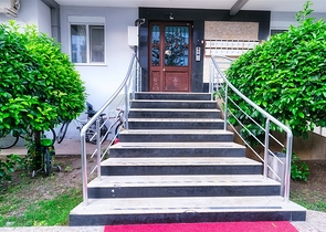 شقة 4 + 1 في منطقة كونيالتي - انطاليا