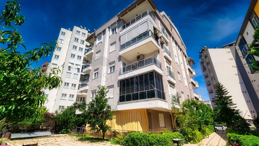 شقة 3 + 2 في منطقة كونيالتي - انطاليا