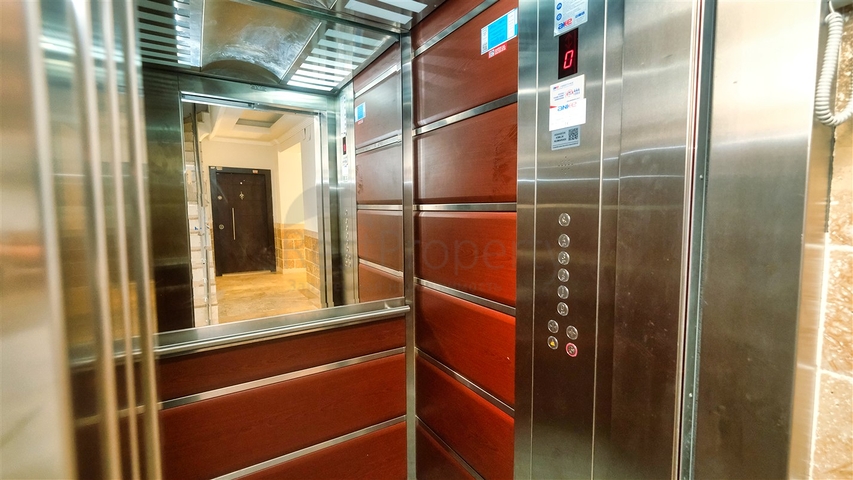 شقة 3 + 2 في منطقة كونيالتي - انطاليا