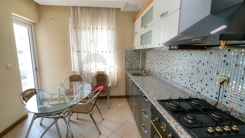 شقة 3 + 2 في منطقة كونيالتي - انطاليا