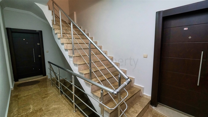 شقة 3 + 2 في منطقة كونيالتي - انطاليا