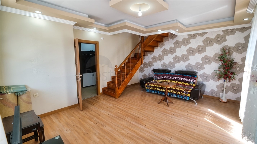 شقة 3 + 2 في منطقة كونيالتي - انطاليا