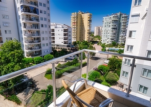 شقة 3 + 2 في منطقة كونيالتي - انطاليا