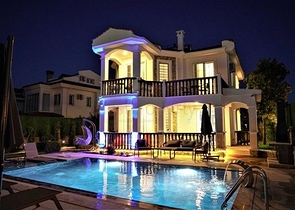 فيلا في منطقة كاليس - فتحية