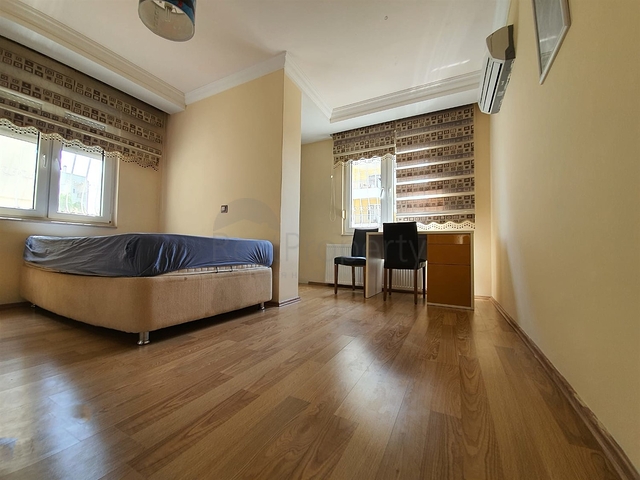 شقة 3 + 1 في موقع فريد في كونيالتي - أنطاليا