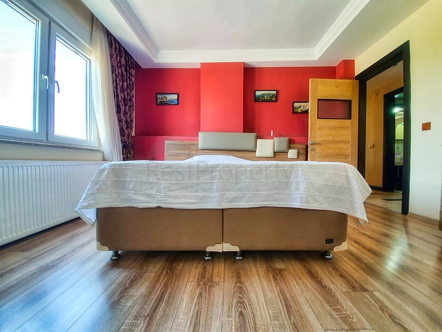 شقة 3 + 1 في موقع فريد في كونيالتي - أنطاليا